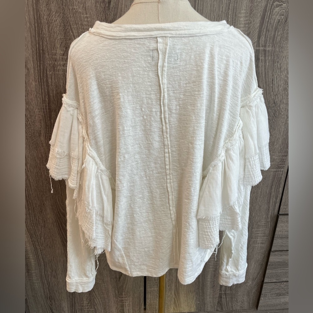 VICI - Amazing Oversized White Sweater with Boho layered Sleeves and raw seams. - Picture 3 of 10